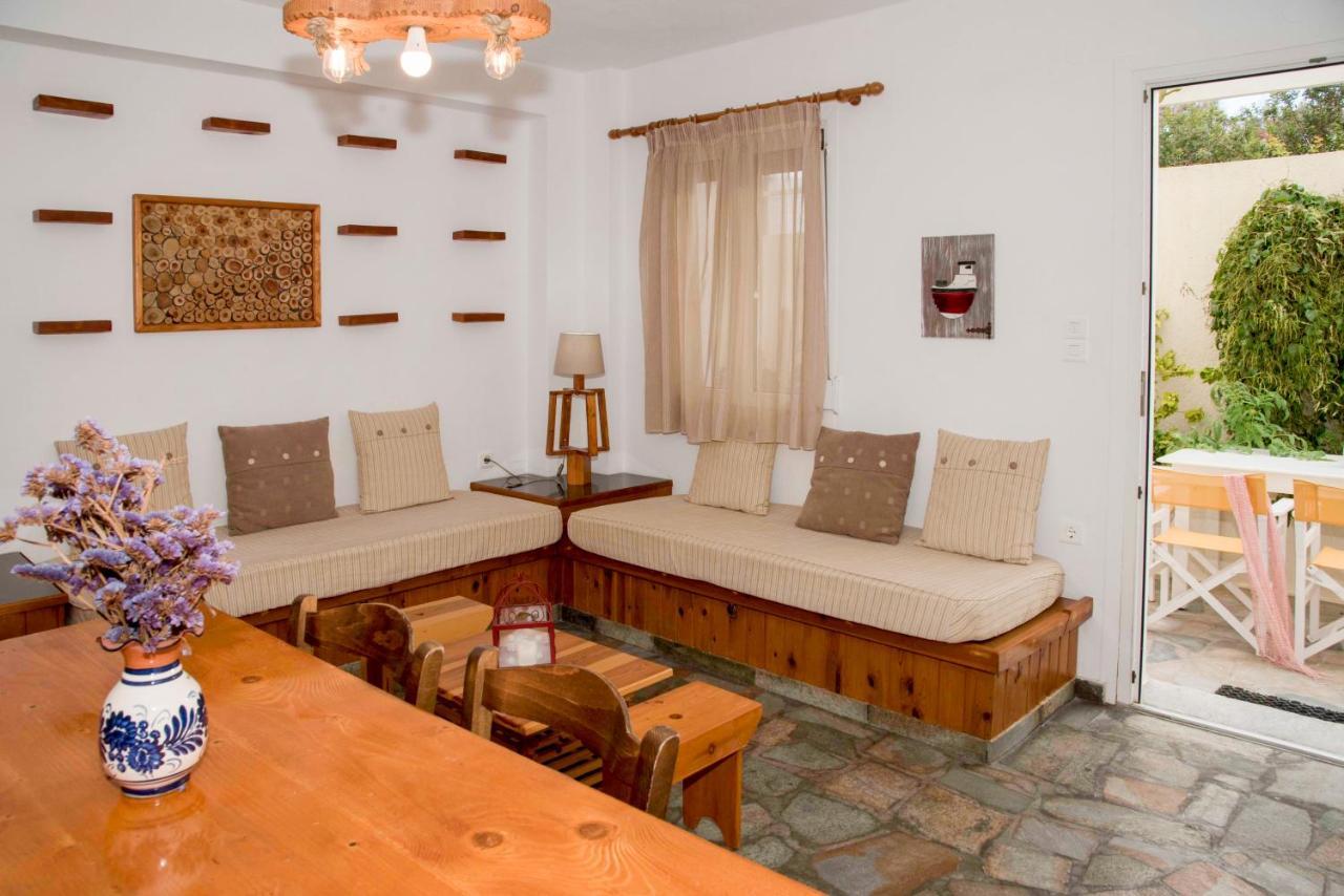 Papafragas Studios Pachaina Dış mekan fotoğraf
